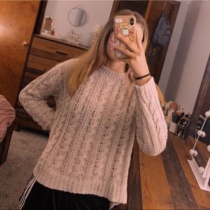 ⭐️American Eagle Sweater⭐️